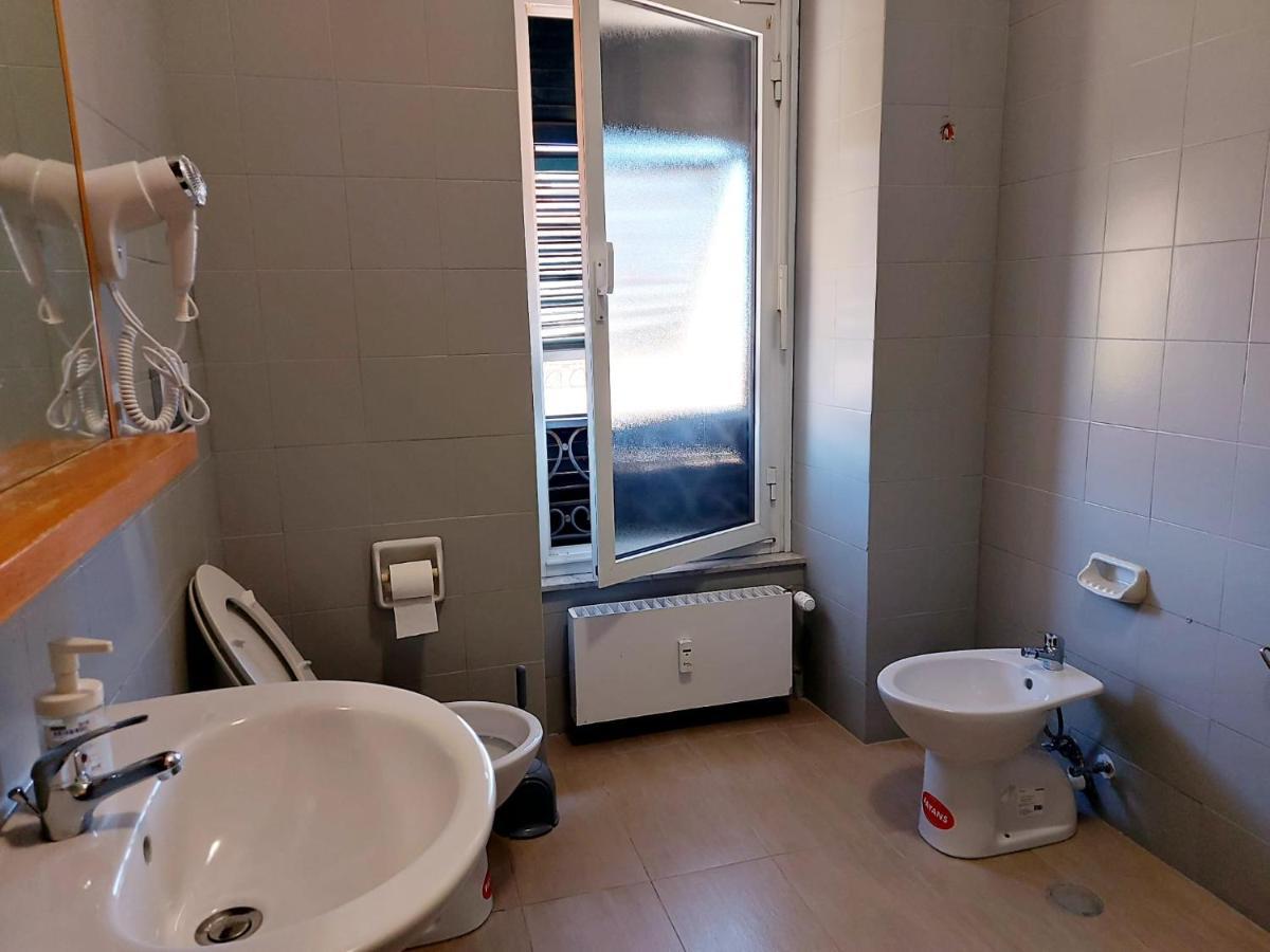 Genova Rooms Serra E Екстер'єр фото